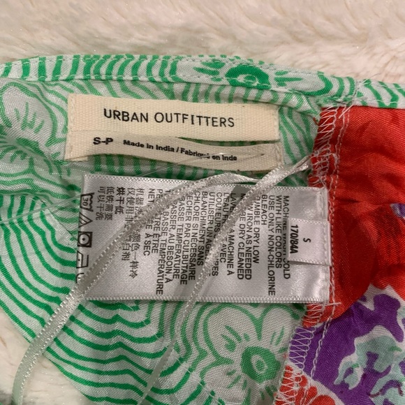 Scarf Halter top in floral pattern - Picture 5 of 7